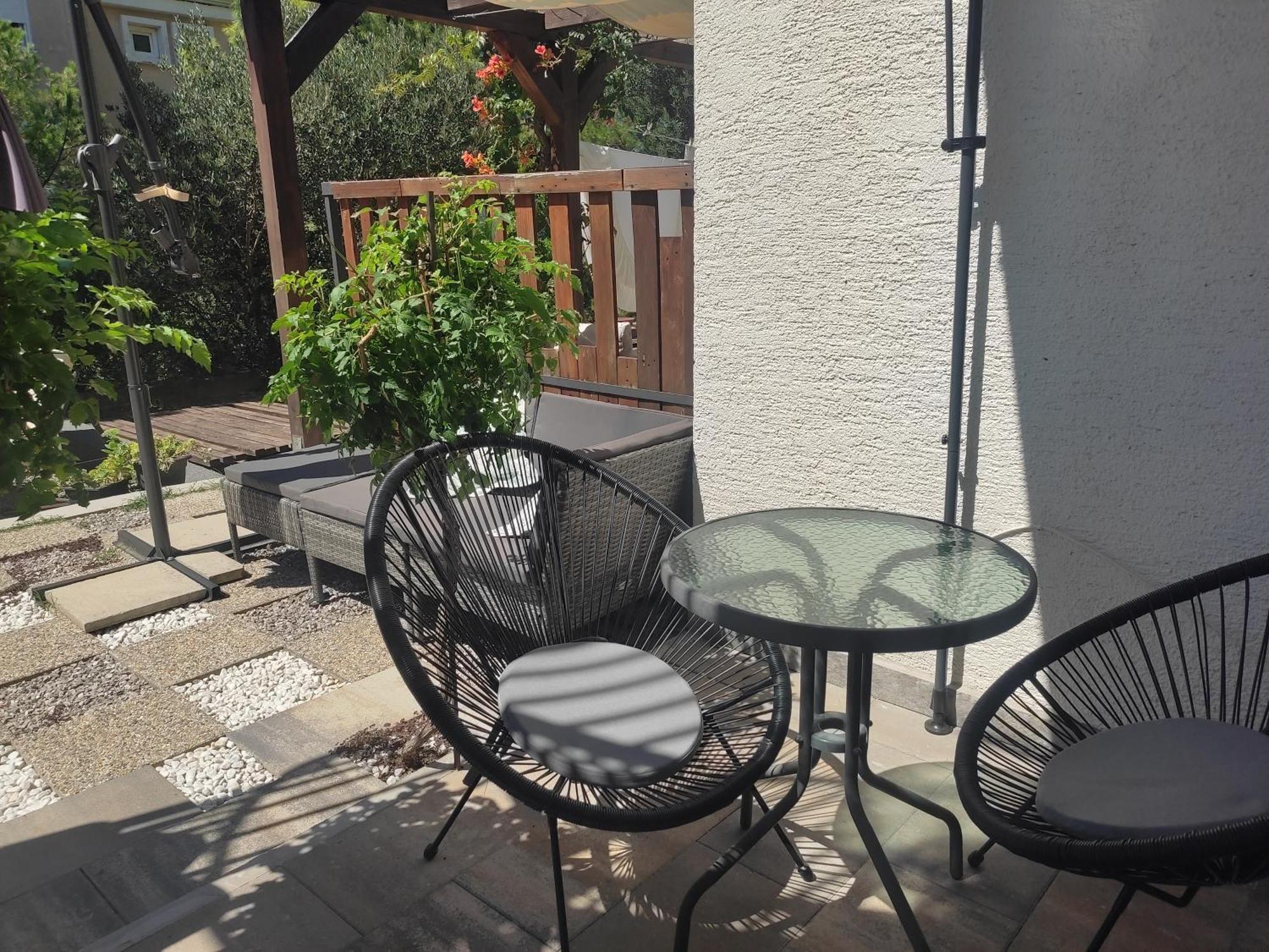 Apartmani Deleut Novi Vinodolski Exterior photo